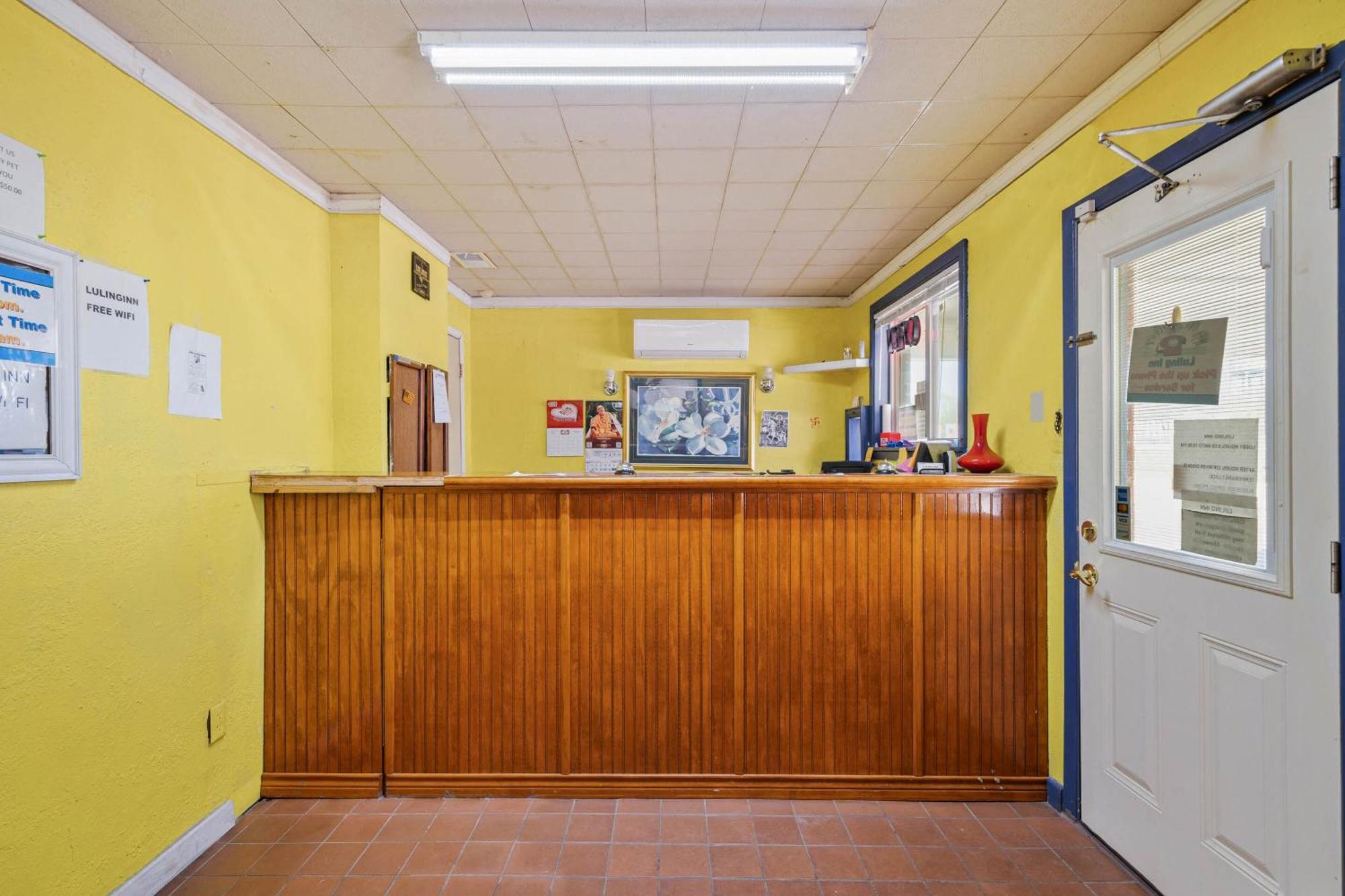 Oyo Hotel Luling Tx Downtown I-10/Us-90 Exterior photo
